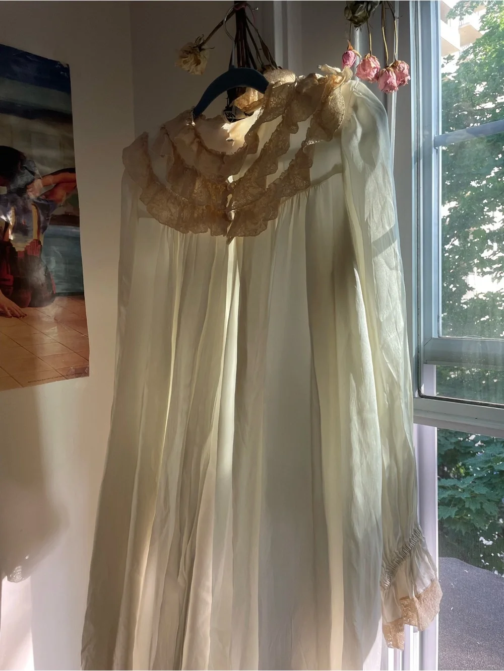 Vintage Silk Robe - Picture 2 of 14
